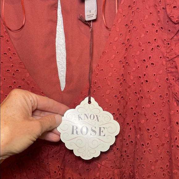 Knox Rose Terracotta Sleeveless Eyelet Dress Size Small NWT - Picture 5 of 8